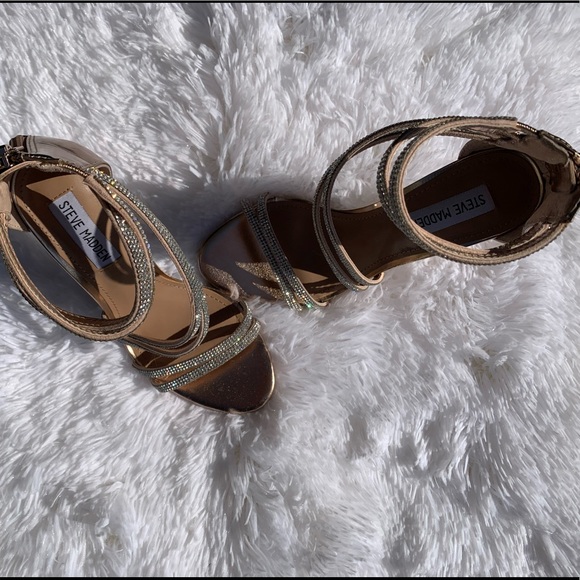 Women’s heels 👠 - Picture 5 of 8